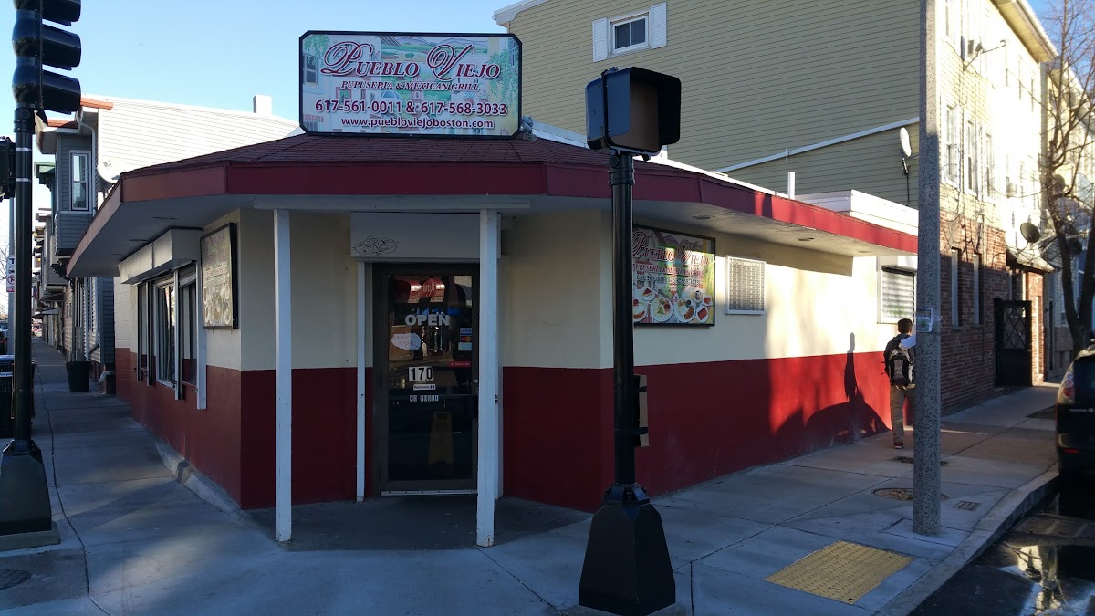 Pueblo Viejo Pupuseria & Mexican Grill
